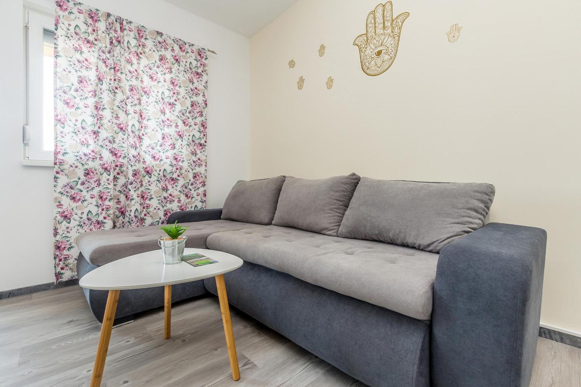 Apartmani Tena 니바이스 외부 사진